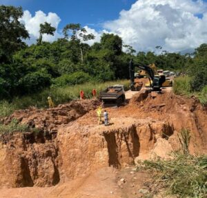Em obras, BR 222 segue interditada em Bom Jesus das Selvas