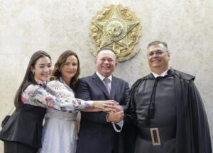 Brandão comemora posse de Dino no STF, “vai honrar a Corte e desempenhar suas funções com a conhecida maestria”
