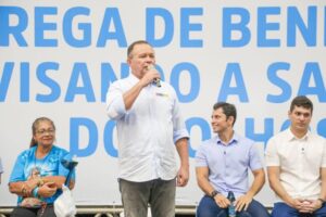 Governo do Maranhão entrega mais de 4 mil óculos de grau em São Luís