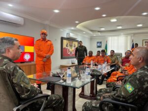 Corpo de Bombeiros recebe comitiva do Exército e fortalece integração institucional