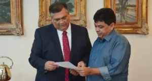 Flávio Dino avança sobre posições dos Sarney no Maranhão