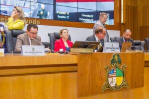 Mesa Diretora da Assembleia adota medidas e reduz 25% dos gastos em todas as áreas
