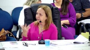 Mais um Desembargador desfaz decisão de juíza de Imperatriz e manda voltar Secretária de Saúde