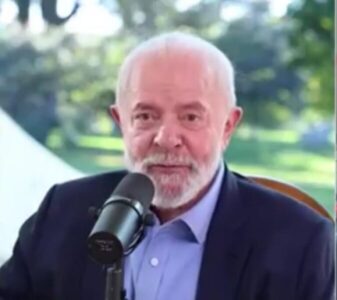 Lula diz que chamará Petrobras e Ibama para decidir sobre Margem Equatorial e que país não desperdiçará oportunidade de ganhar dinheiro