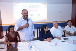 Jorge Marú Ouve Moradores Durante Visitas em Comunidades de Paço do Lumiar