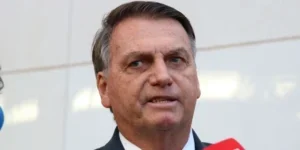 Bolsonaro grava vídeo e chama apoiadores para ato na Paulista em 25 de fevereiro