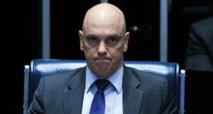 País na bancarrota!!! Moraes ordena suspensão do X no Brasil