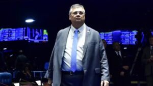 Em último discurso antes do STF, Dino cita “canção do exílio”