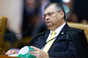 Flávio Dino garante direito ao silêncio a Wesley Cardia na CPI de Manipulação de Jogos