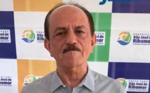 Dr. Julinho planeja autorizar aumento da tarifa de água e esgoto da BRK no próximo dia 30