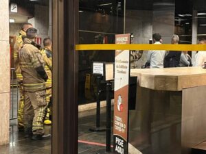 Elevador cai com 22 pessoas e oito ficam feridas no Centro de BH