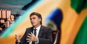 Sobre fascismo, totalitarismo e bolsonarismo…