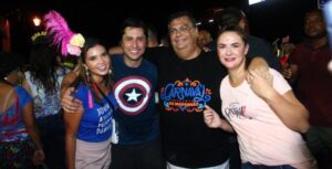 Pré-candidatos foliões no carnaval de São Luís…