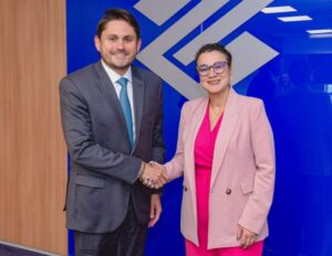 Inclusão digital: Juscelino Filho e presidente do BB negociam parceria para doação de computadores