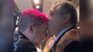 Vídeo: “Ganhei beijinho do Flávio Dino na testa”, comemora influencer em evento no STF