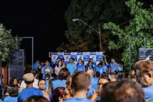 Candidato a prefeito de Porto Franco, Felipe Aguiar, inicia campanha com grande adesivaço