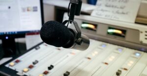 MCom lança guia para auxiliar a participação em edital de seleção de rádios comunitárias