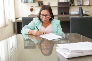 Paula Azevedo convoca aprovados em concurso público para 2ª etapa do processo seletivo