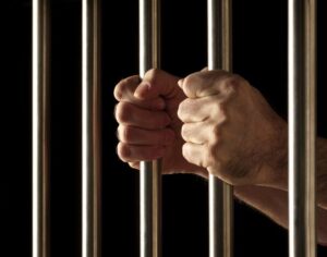 Homem é preso por armazenar e compartilhar material pornográfico de crianças e adolescentes em Ribamar Fiquene