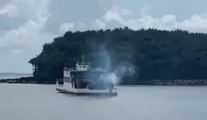 Mesmo remendado pela Emap, ferry boat José Humberto não pode navegar…