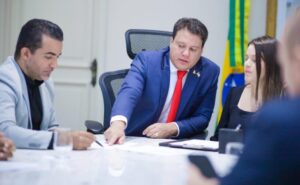 Felipe Camarão debate implantação de nova unidade do Viva/Procon, no Terminal Rodoviário de São Luís