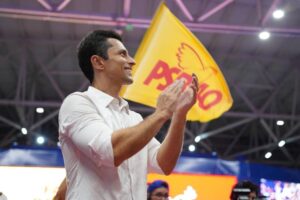 Mega convenção no Castelinho confirma candidatura de Duarte a prefeito de São Luís