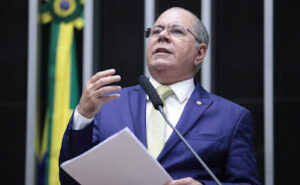 Crimes em escolas passam a ser hediondos, graças à proposta de Lula que teve apoio de Hildo Rocha para ser aprovado na Câmara