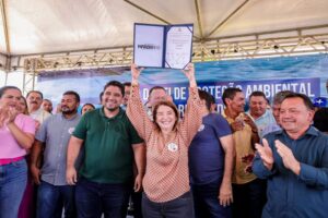 Sancionada lei de Iracema Vale que garante preservação da região dos Lençóis Maranhenses