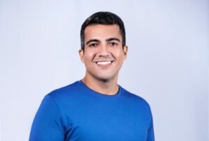 Darlan anuncia desistência da pré-candidatura à prefeitura de Vitória do Mearim