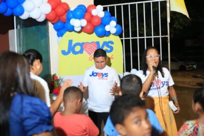 Jamys Gualhardo realiza culto de ação de graças para inaugurar comitê político no Parque Vitória