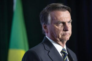 Bolsonaro inicia ataque radical aos candidatos do PL que se aliarem a partidos de esquerda
