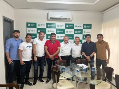 Sebastião Costa sela aliança com ex-prefeito Raimundo Coelho fortalecendo ainda mais a situação e matando a oposição