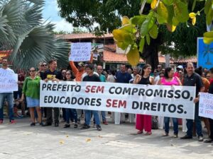 Professores de Barreirinhas paralisam e exigem que prefeito cumpra acordo que não honrou