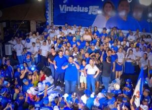 Com grande apoio popular, Vinícius Vale oficializa candidatura à Prefeitura de Barreirinhas