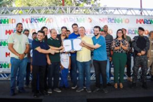 Governo inaugura nova unidade do Colégio Militar e anuncia 10 km de pavimentação em Pinheiro