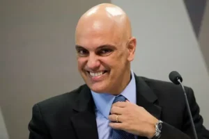 Brandão procura Moraes para conversar sobre decisão que afastou parentes