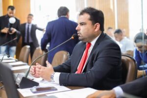 PL de Álvaro Pires autoriza concessão de incentivos às atividades ligadas à área de educação em São Luís