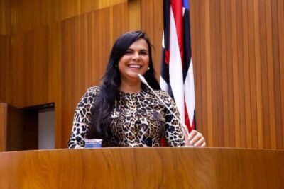 Ana do Gás revela que recebeu proposta para votar contra Iracema