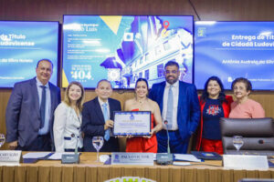 Audreia Noleto recebe o título de cidadã ludovicense na Câmara