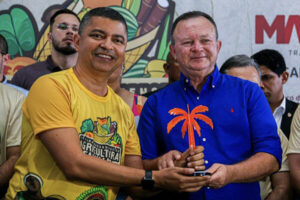 Brandão entrega equipamentos para impulsionar a agricultura familiar