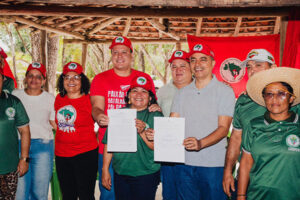 SAF participa do Dia de Campo e lança cooperação agrícola Brasil/China