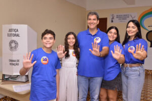 Prefeito Eduardo Braide é reeleito em São Luís com 70,12% dos votos