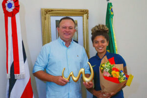 Com apoio do governo, maranhense Adriele conquista título na Rússia