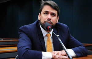 Pedro Lucas se posiciona contra a legalização do aborto…