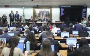 Sem emendas pix não!!! PL da Anistia: governo Lula tenta esvaziar CCJ, mas não consegue