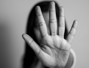 Governo promove ação de combate à violência contra as mulheres na Feirinha São Luís