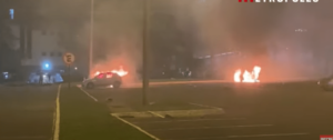 Bolsonaristas tocam fogo em carros e tentam invadir sede da Polícia Federal em Brasília