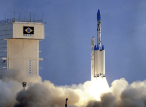 Refinaria e lançamento de satélite na base de Alcântara entram na pauta de Brandão e Lula
