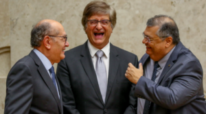 O país do faz de conta de tudo maravilhoso!!! Em Brasília, a corrupção é uma ilusão