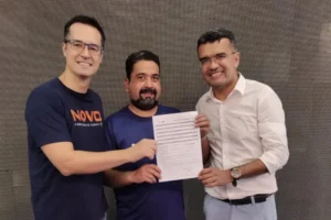 Ao lado de Lahésio Bonfim e Deltan Dallagnol, dono de cabaré filia no Novo e lança pré-candidatura no interior do MA